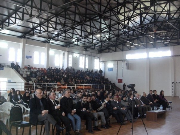 Bisikletli Yaşam Konferansı salonundan yoğun katılım görüntüsü
